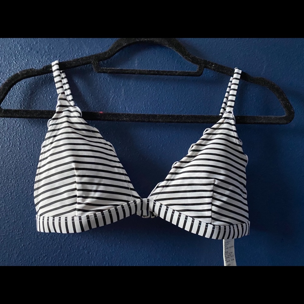 HOLLISTER scalloped swim top